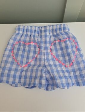 The Yellow Lamb Blue and White Gingham Shorts w/ Pink Heart Trim 4 Or 4t Smocked
